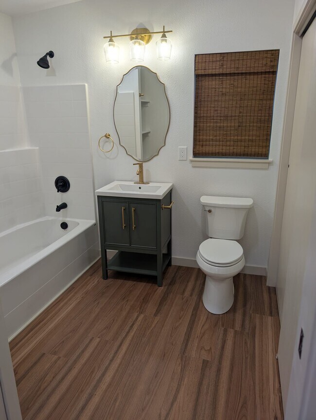 Building Photo - 16766 Blodgett Rd