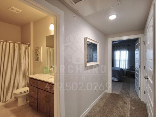 Building Photo - 2/2 Flat | New Apartments in Siloam Springs!
