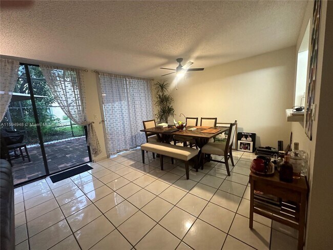 Building Photo - 9876 Costa Del Sol Blvd