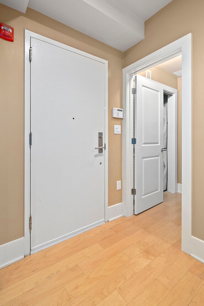 Building Photo - 2818 Connecticut Ave NW