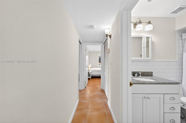 Building Photo - 6815 Edgewater Dr