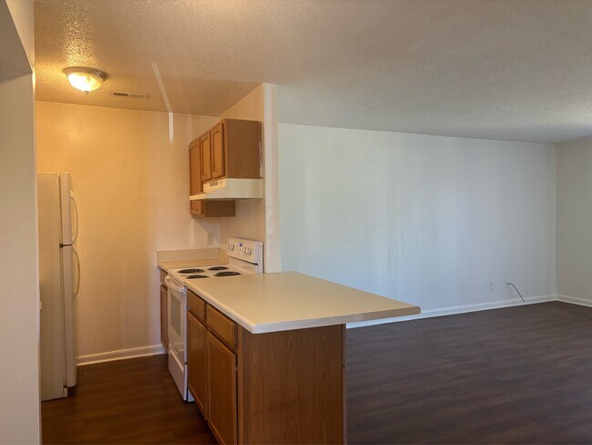 Building Photo - 6403 Starbrook Dr