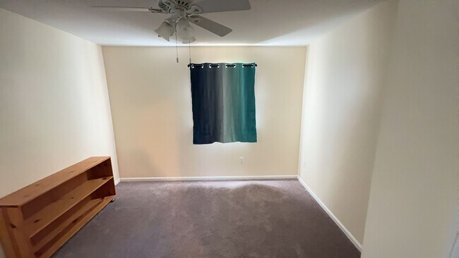 Building Photo - *** Coming Soon*** Gorgeous 4 Bed 2.5 Bath Single Family Home On Spacious Lot In Orange Hunt Esta...