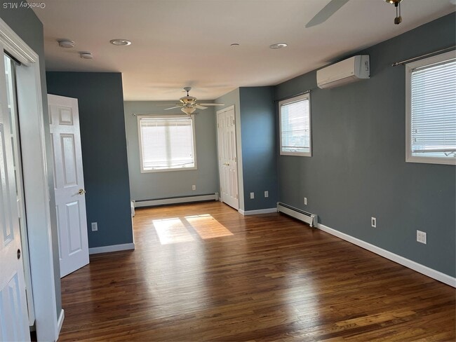 Building Photo - 50 Florence Ave