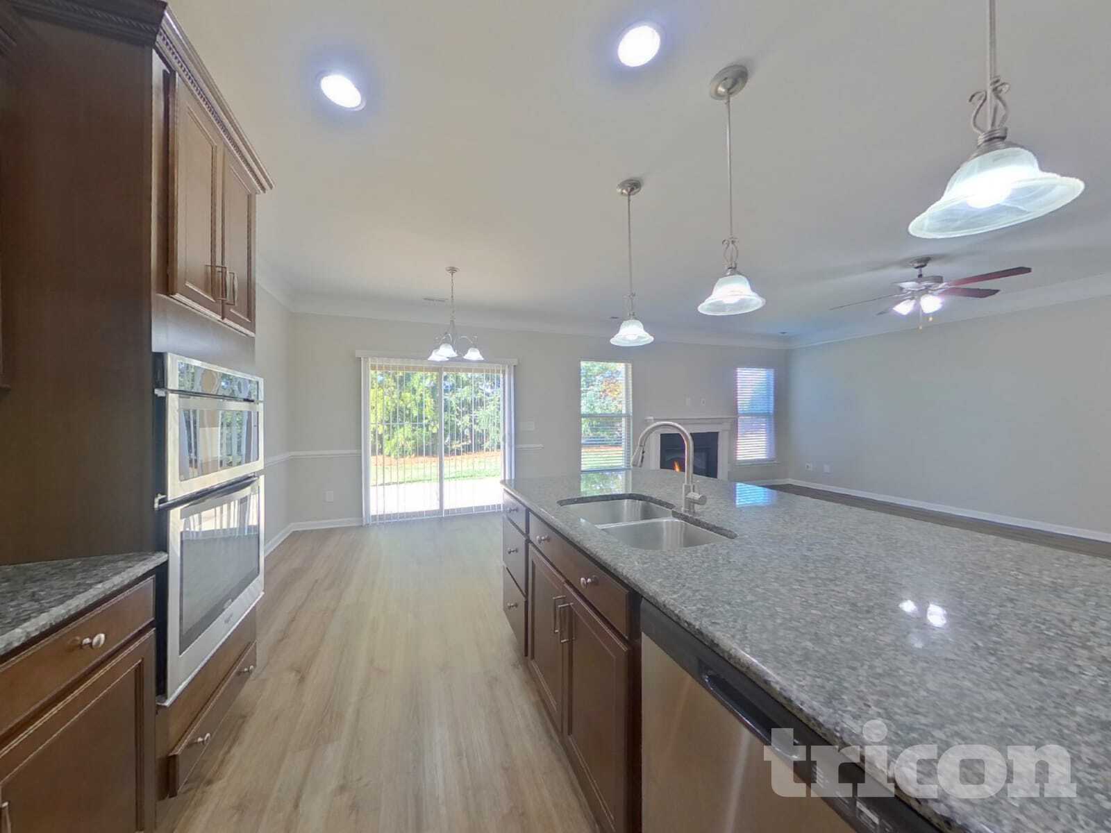 Building Photo - 3019 Burgess Dr