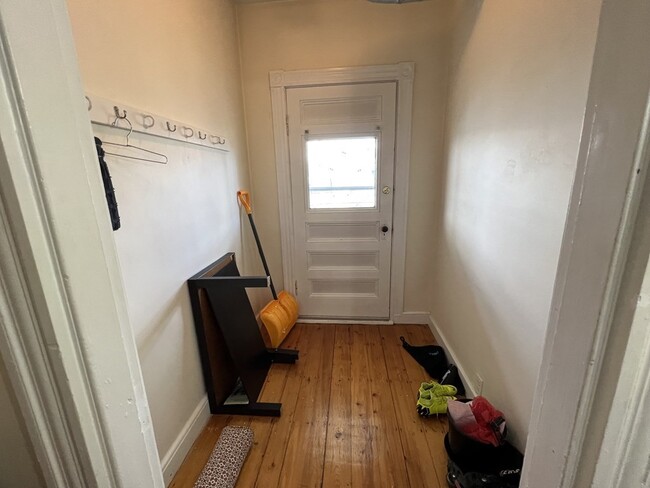 Building Photo - 14 Stickney Ave