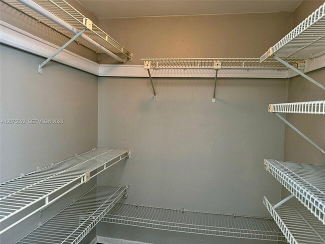 Building Photo - 3702 NE 171 St
