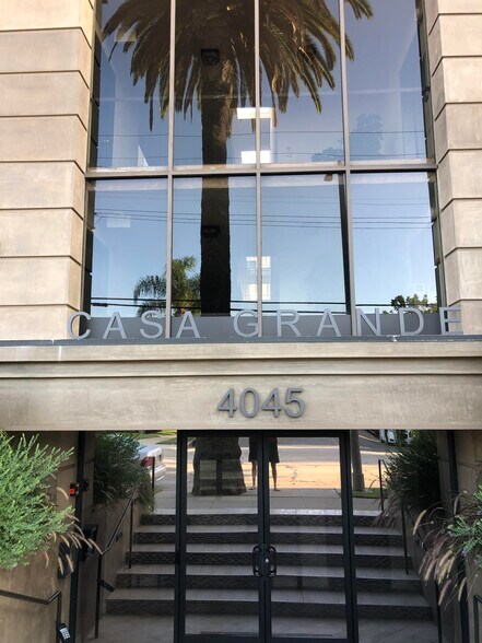 Building Photo - 4045 E 3rd St