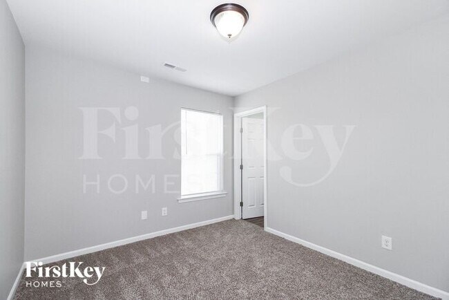 Building Photo - 4010 Shallowcreek Ct