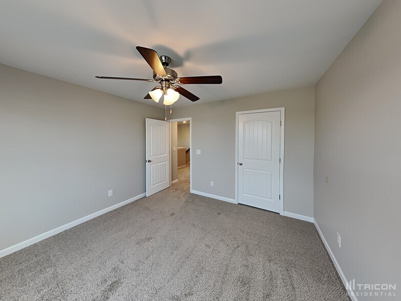 Building Photo - 3034 Butterfield Ave