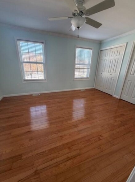 Building Photo - 3705 Pinhorn Dr