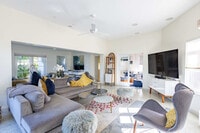 Building Photo - 2026 Seidenberg Ave