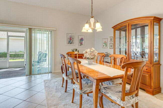 Building Photo - 684 Winifred Way