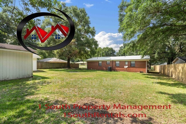 Building Photo - 6925 Colonial Terrace