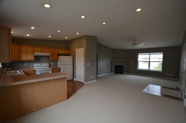 Building Photo - Pets Negotiable, Two Car Garage! Year leas...