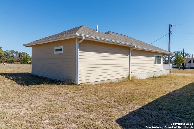 Building Photo - 118 Edgewood Cir
