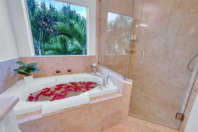 Building Photo - 3315 NE 17th St