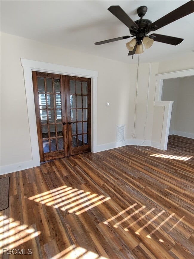 Building Photo - 1603 Woodford Ave