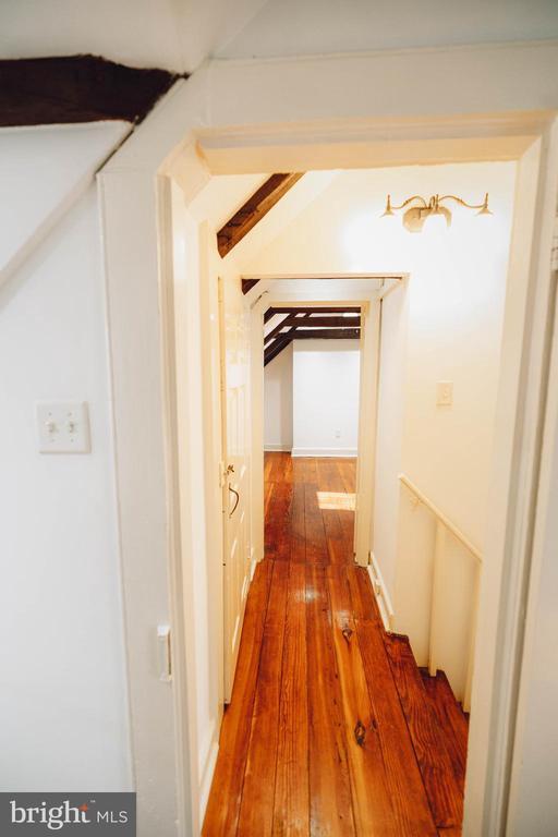 Building Photo - 407 N Washington St