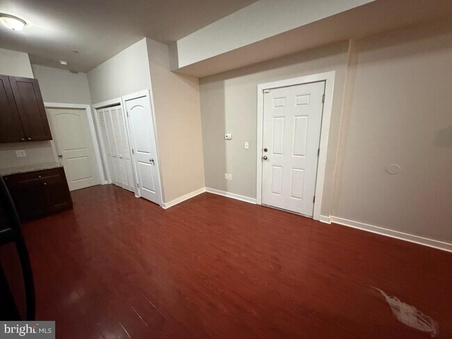 Building Photo - 1535 Cecil B. Moore Ave