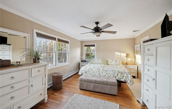 Building Photo - 23 N Westbury Rd