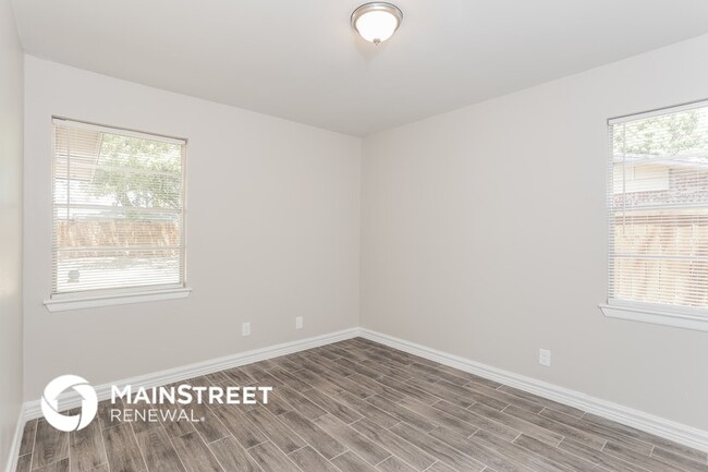 Building Photo - 11329 Dalron Dr