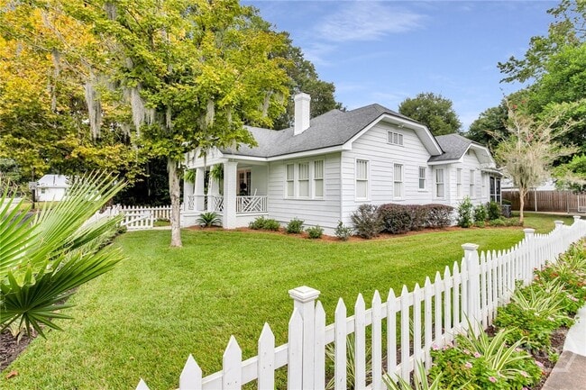 Building Photo - 1108 Bonaventure Rd