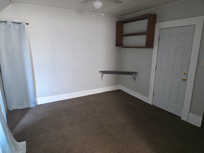 Building Photo - 307 Miami Ave