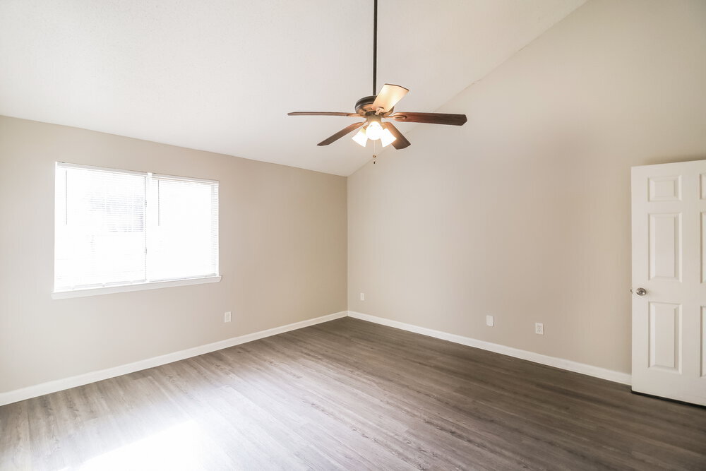 Building Photo - 713 Arbor Hill Dr