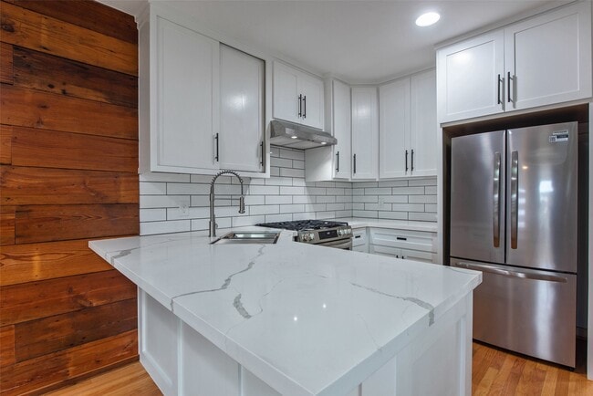 Building Photo - 1459 Munger St