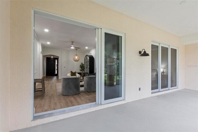 Building Photo - 445 Riverfront Dr