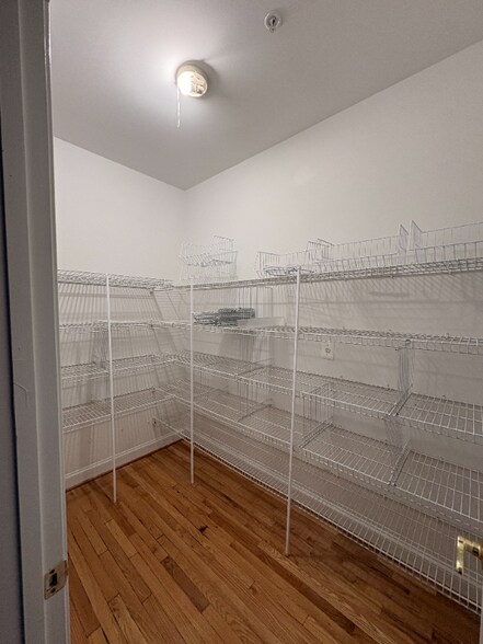 Building Photo - 13804 Chestnut Oak Ln