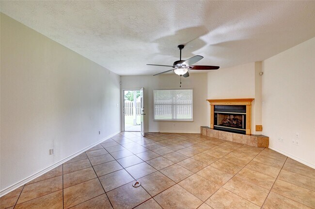 Building Photo - 12959 N Puffin Ln