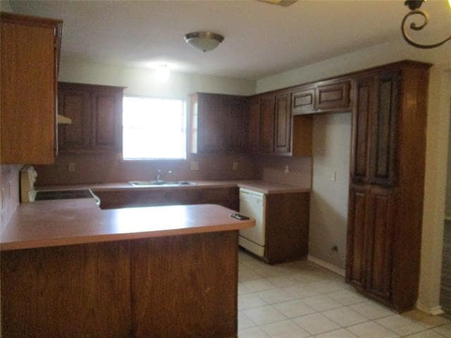 Building Photo - 103 Dove Ln