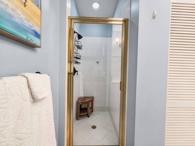 Building Photo - 2-bedroom + den condo in Lely Resort!