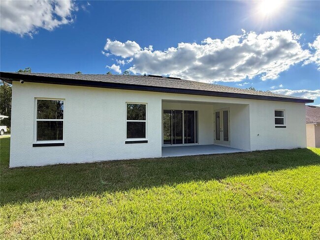 Building Photo - 7815 SW 128th St Rd