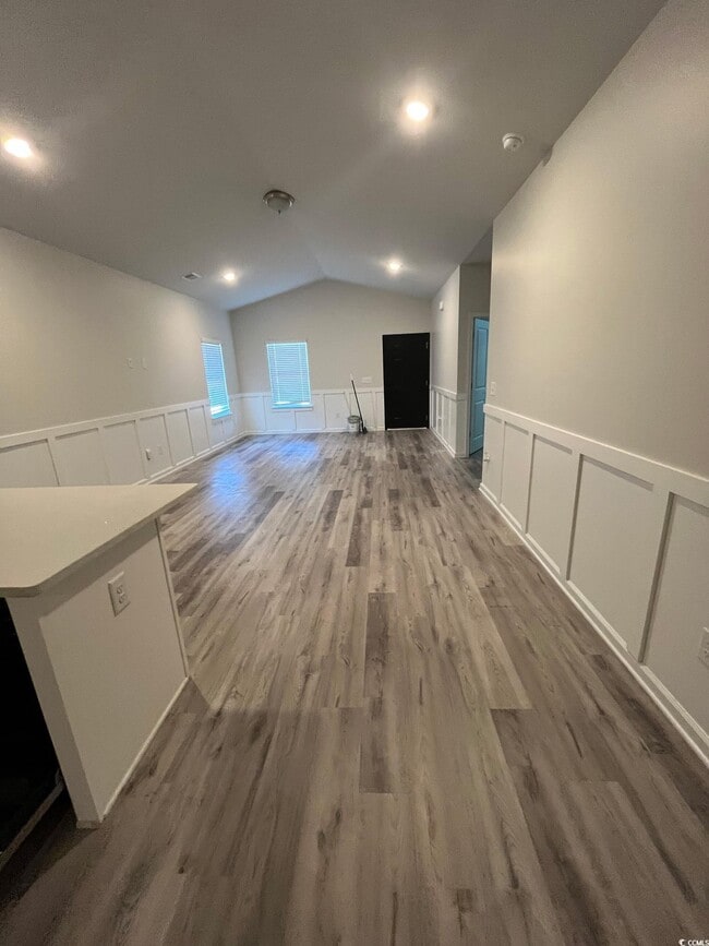 Building Photo - 1505 1st Ave