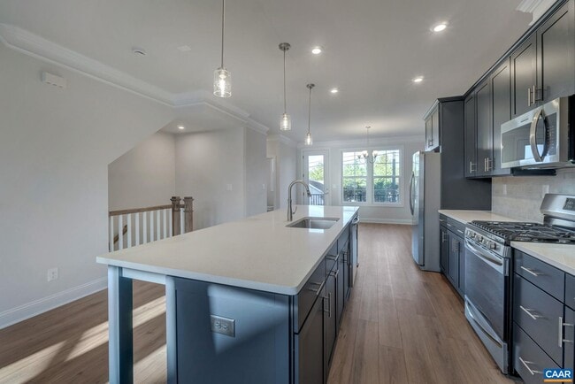 Building Photo - 2022 Calico Ct