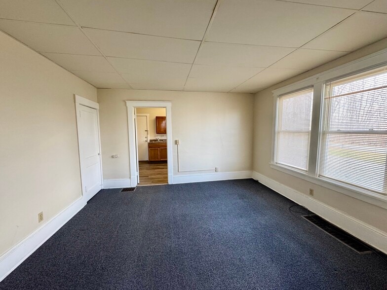 Building Photo - 1107 Cleveland Ave SW