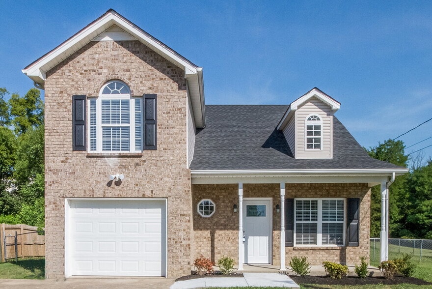 Primary Photo - 636 Zellwood Dr