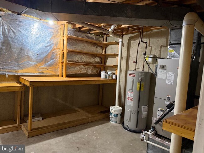 Building Photo - 30 Woodhollow Ct