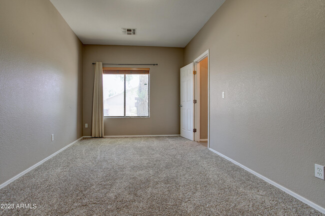 Building Photo - 21628 N 86th Ln