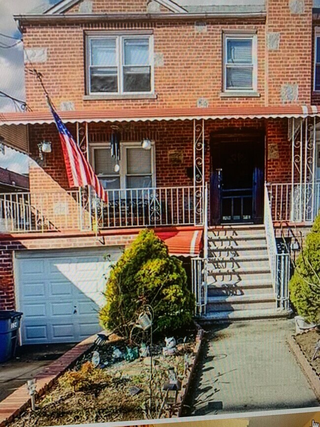 Primary Photo - 1147 Neill Ave