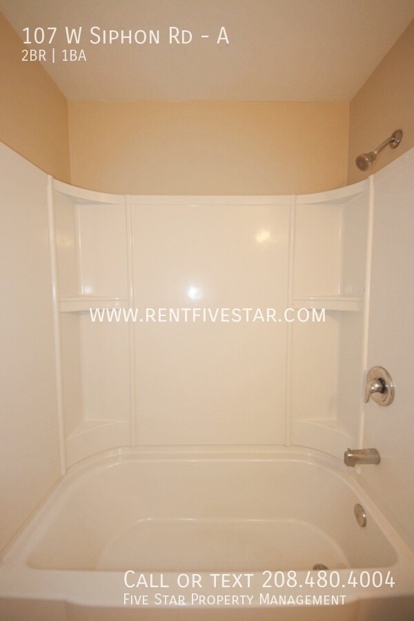 Building Photo - 107 W Siphon Rd