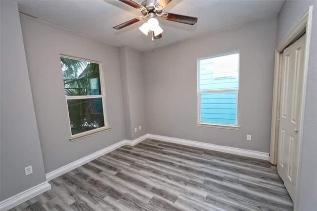 Building Photo - 2107 54th St