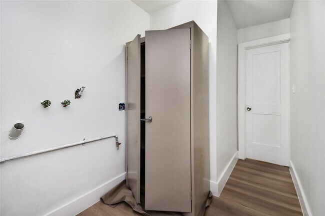 Building Photo - 7210 Lumber Jack Dr