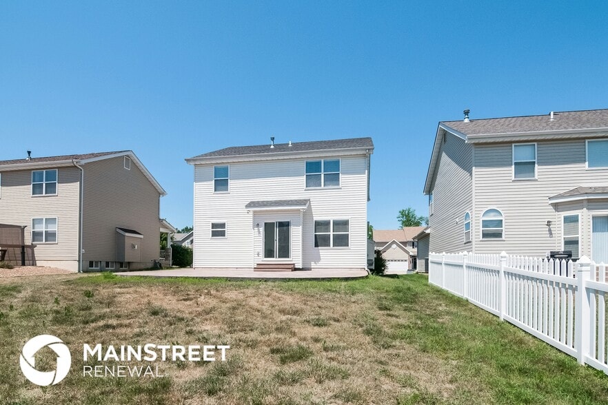 Building Photo - 231 Greengate Dr