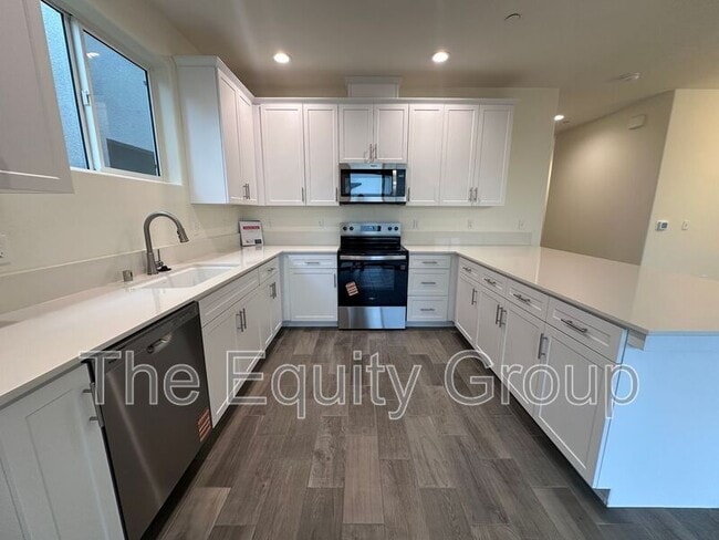 Building Photo - 30536 Delancy Rd