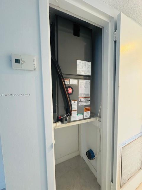 Building Photo - 2425 NE 135th St