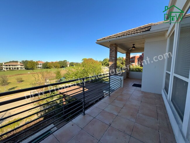 Building Photo - 4 Bedroom, 4 1/2 Bathroom Home with Pool for Lease in Irving